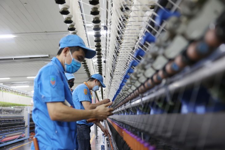 Chính phủ yêu cầu Ngân hàng Nhà nước tập trung tín dụng cho các lĩnh vực sản xuất kinh doanh, lĩnh vực ưu tiên, các động lực tăng trưởng - Ảnh: NGUYỄN KHÁNH