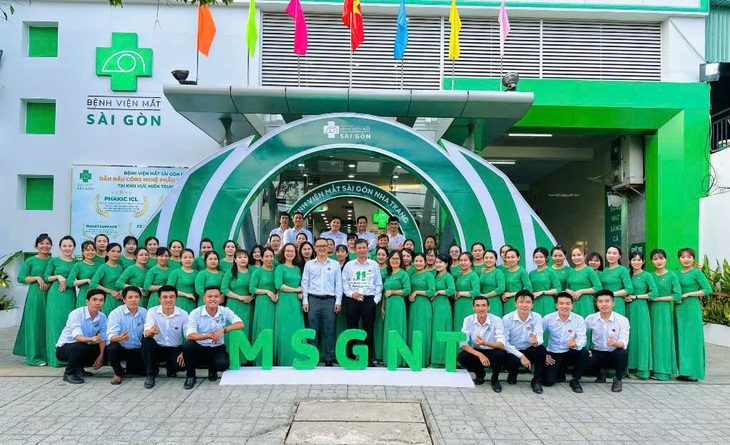 Bệnh viện Mắt Sài Gòn Nha Trang, mở ra hành trình kỳ diệu từ đôi mắt sáng khỏe - Ảnh 1.